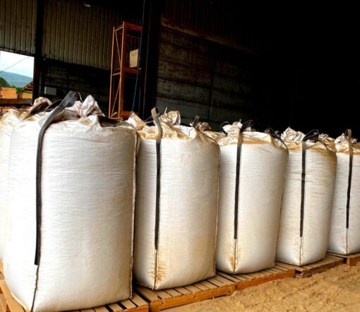 Big bags hardwood heating pellets